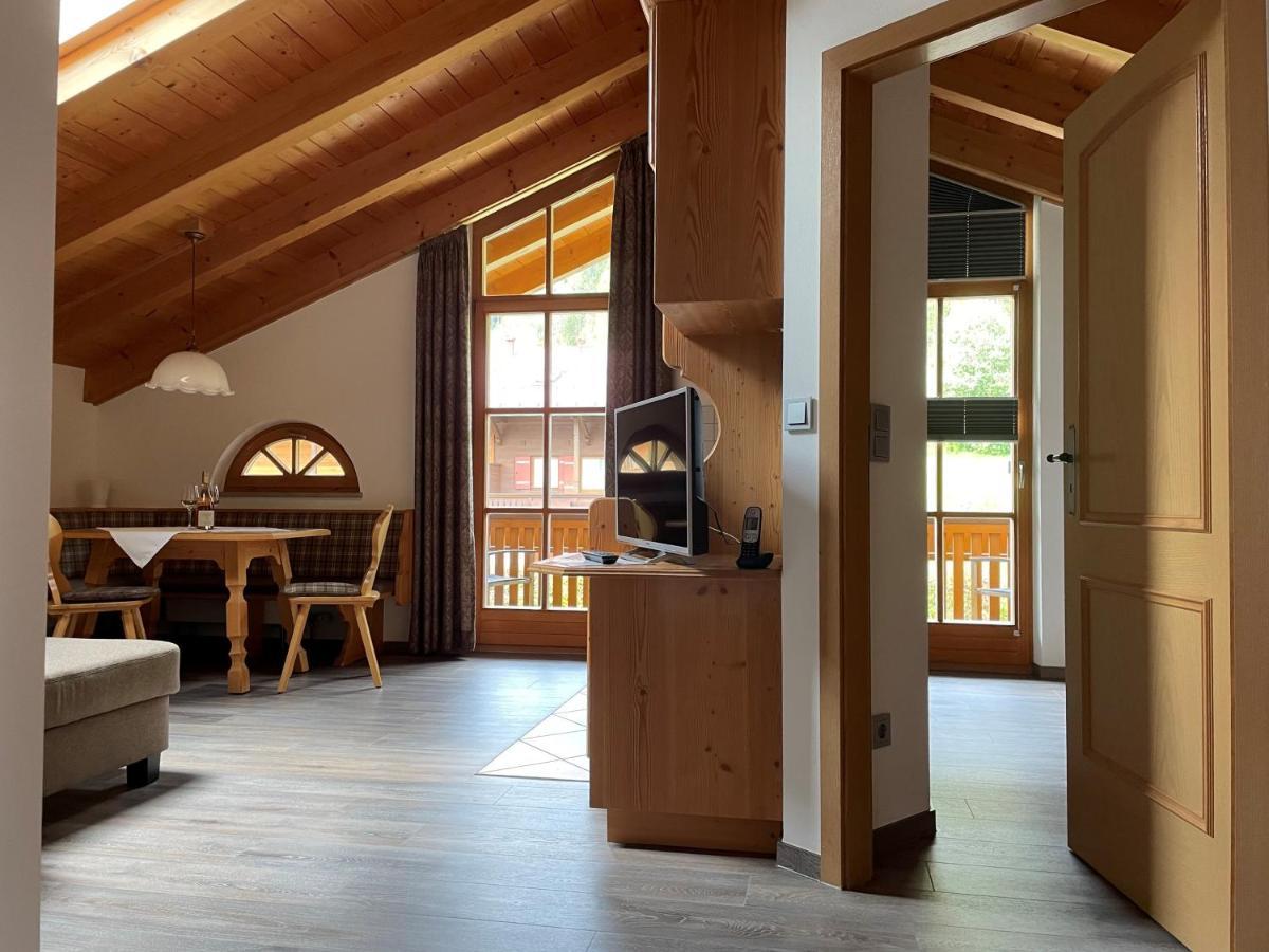 Ferienwohnungen Beim Hausbacher Reit im Winkl Bagian luar foto